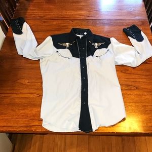 Heavy Gray and Black Western snap shirt with embroidered bull heads